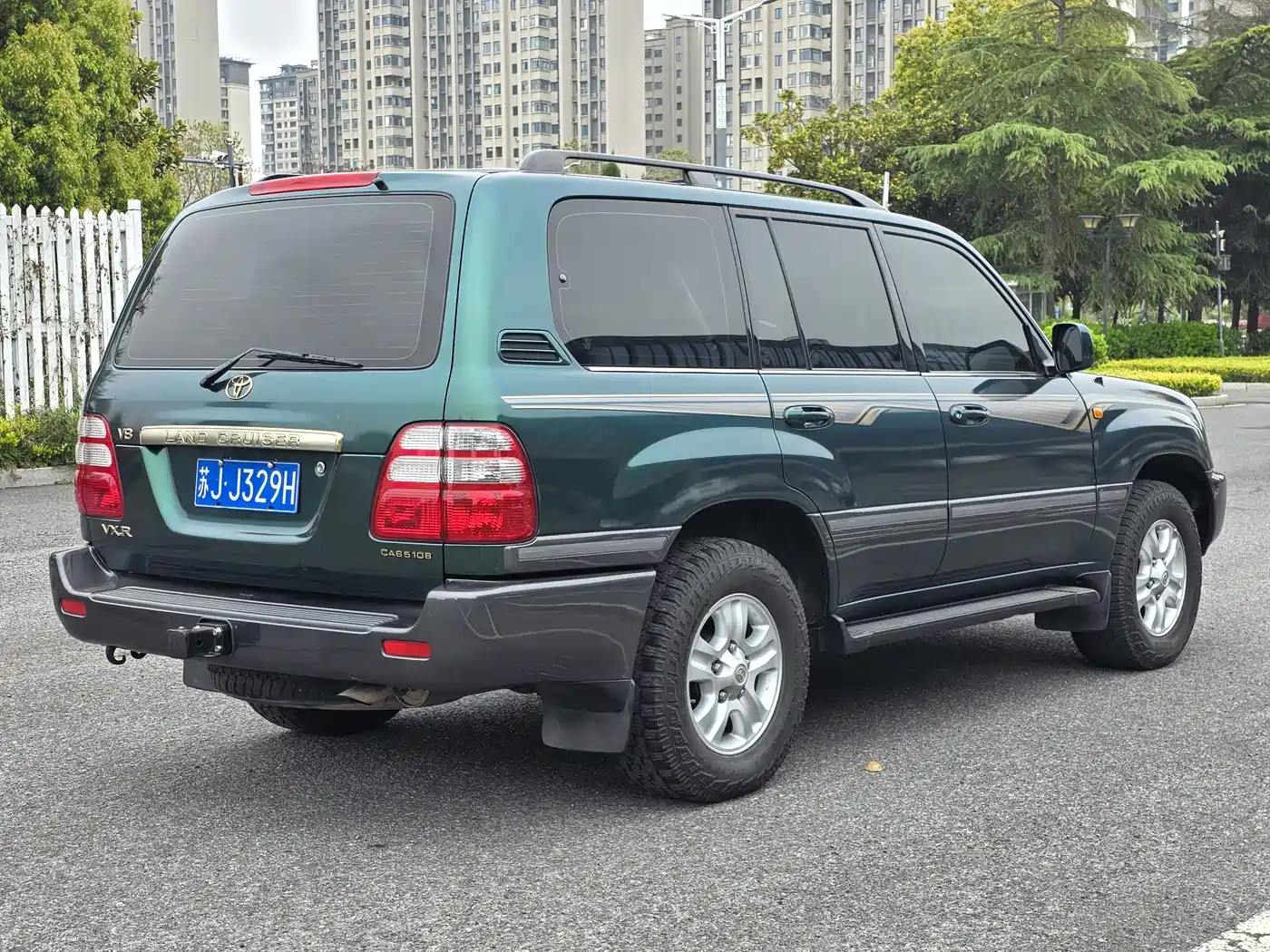 Toyota Land Cruiser фото 3