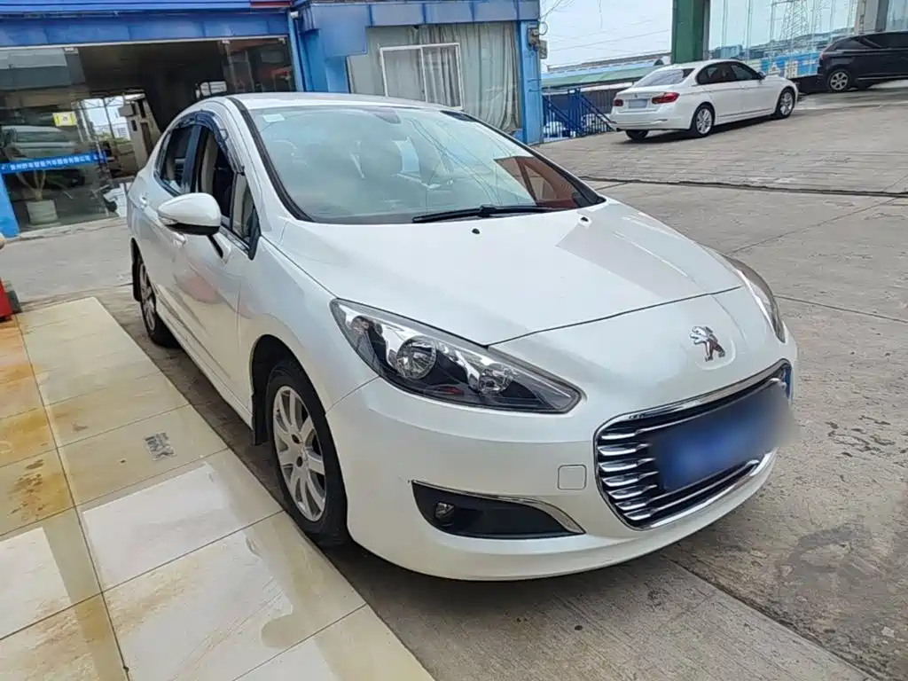 Peugeot 308 2015 2014 Model Joy Edition Classic 1.6L Automatic Superior Style