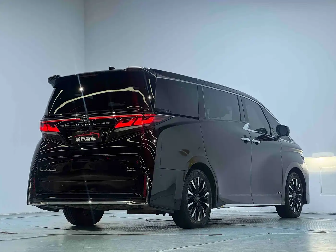 Toyota Vellfire 2024 2024 Crown Hybrid 2.5L Executive Premium Edition