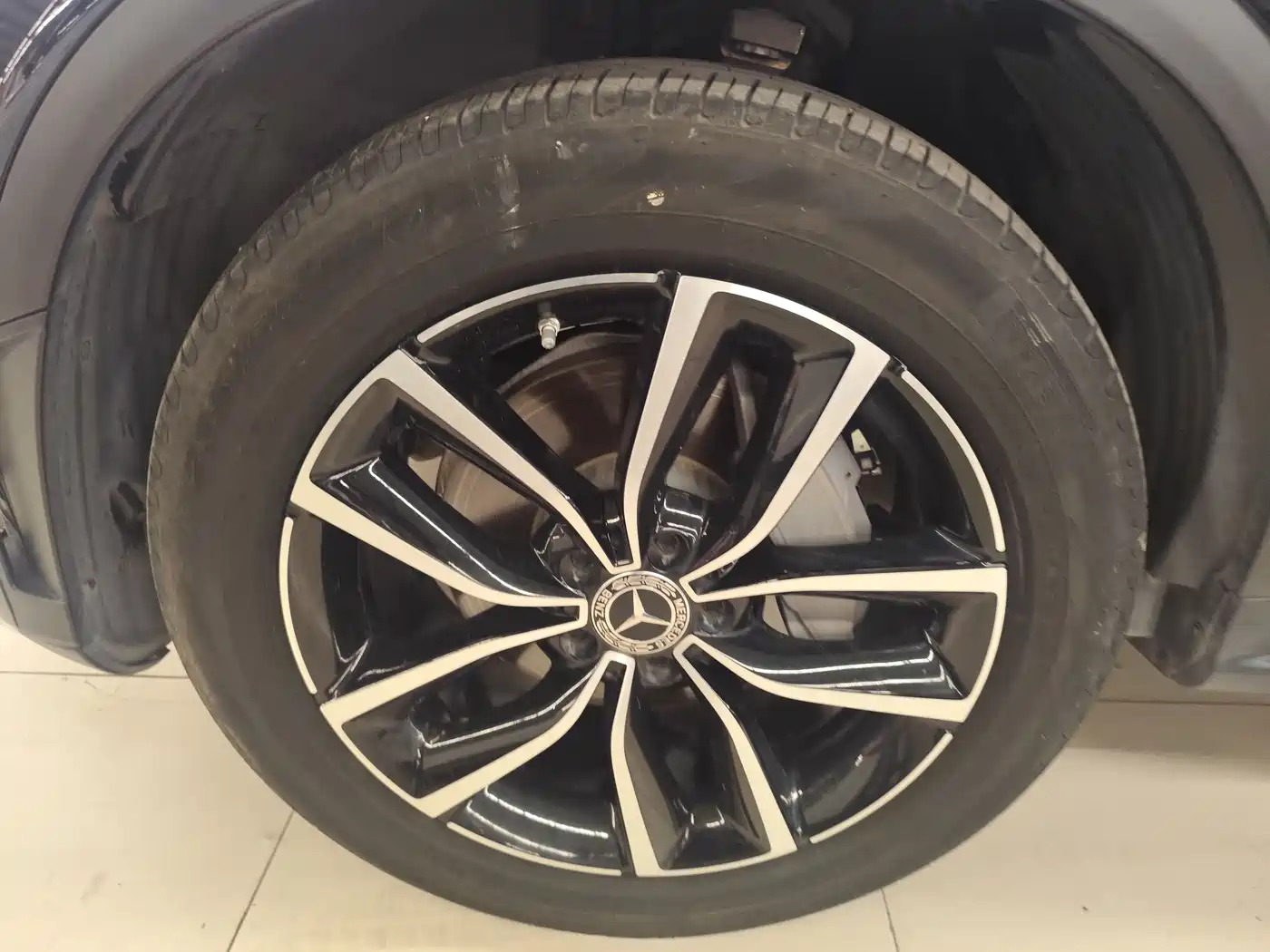 Mercedes-Benz GLC 2022 Model GLC 300 L 4MATIC Dynamic Edition фото 5