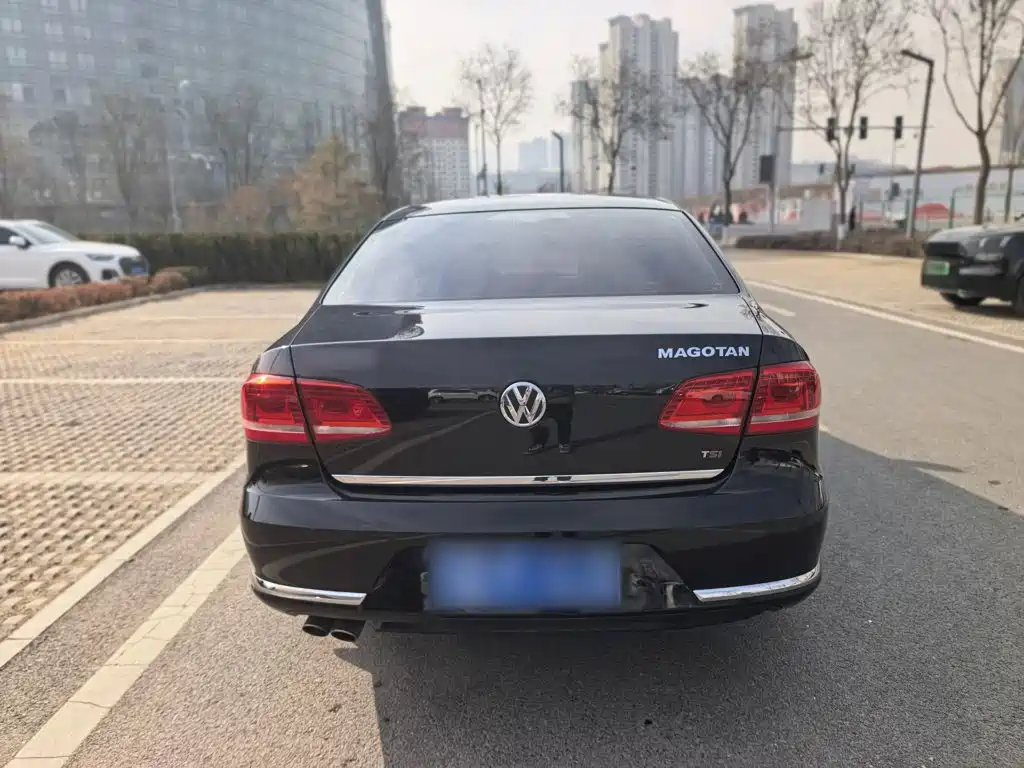 Фото 22 - Volkswagen Magotan