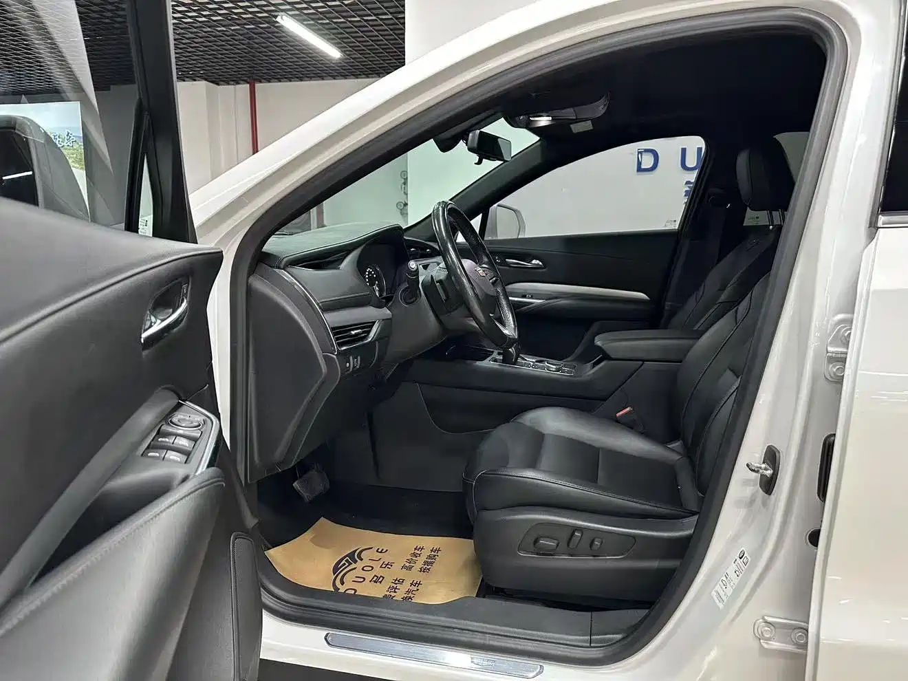 Cadillac XT4 2018 2018 Model 28T 2WD Luxury