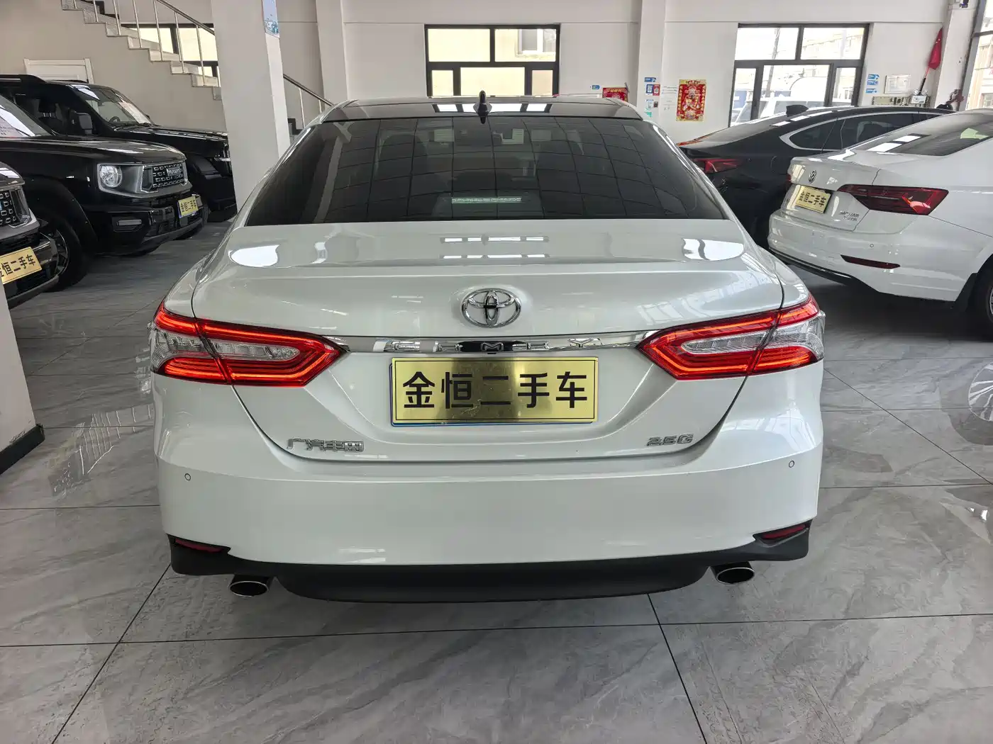 Toyota Camry 2023 2.5G Luxury Edition фото 4