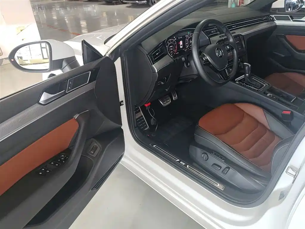 Volkswagen FAW-Volkswagen CC 2019 380TSI Charming Appearance (China V) фото 16