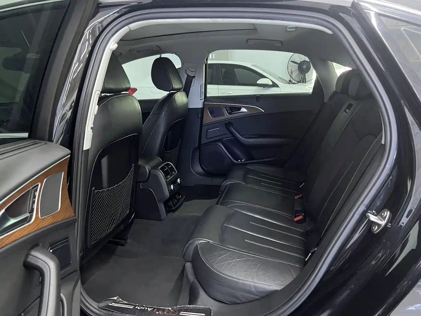 Audi A6L 2018 30th Anniversary 30 FSI Style фото 2
