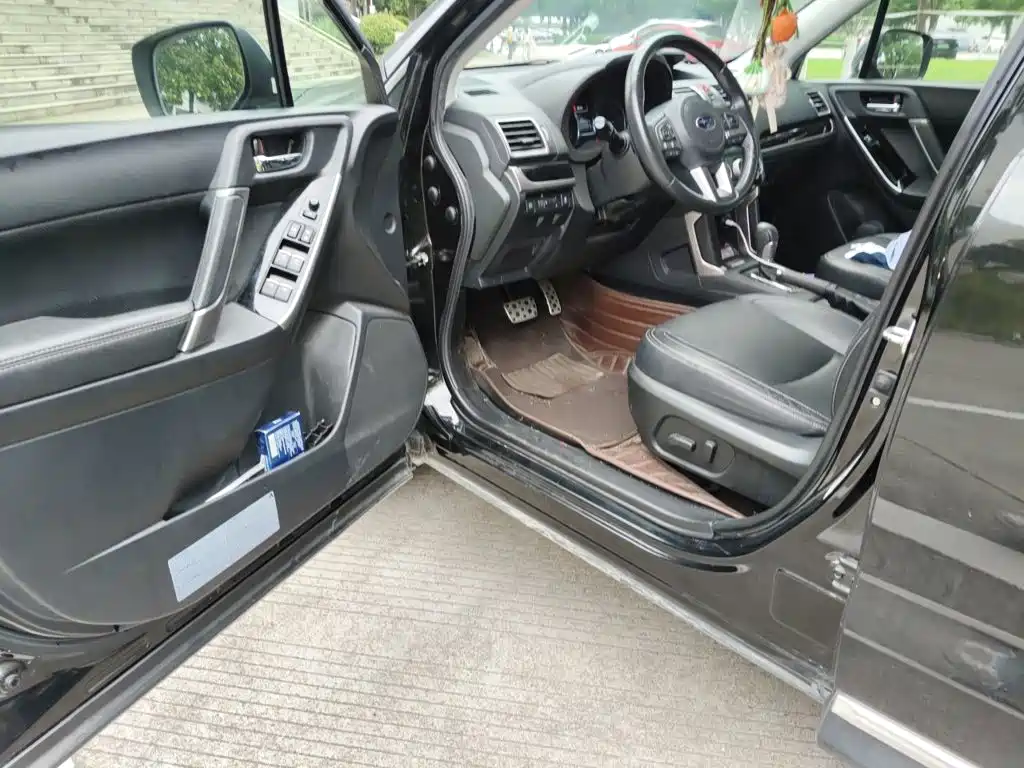 Photo 14 - Subaru Forester