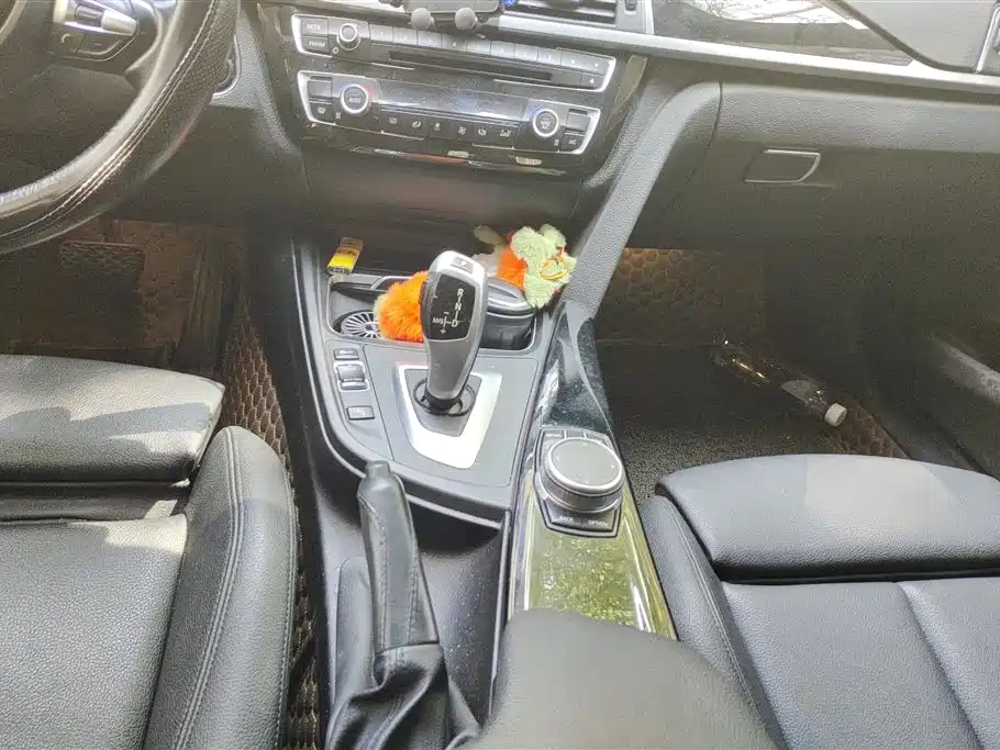 BMW 3 Series GT 2020 320i M Sport Package фото 16