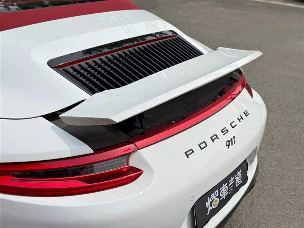 Porsche 911 2016 Carrera 4 Cabriolet 3.0T фото 25