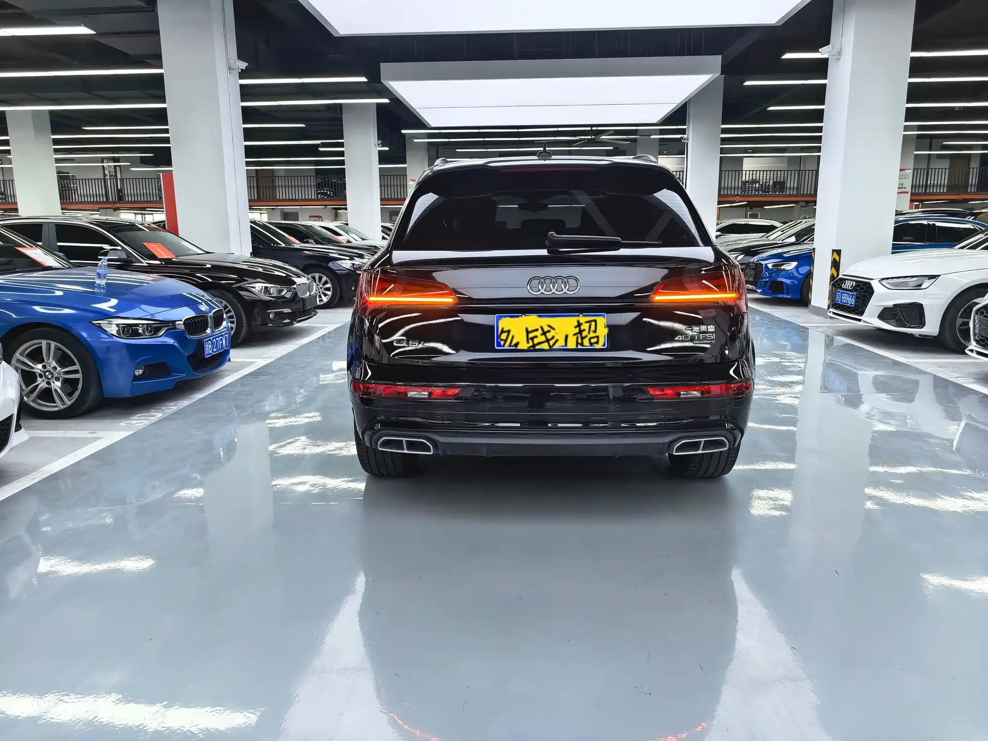 Фото 14 - Audi Q5L