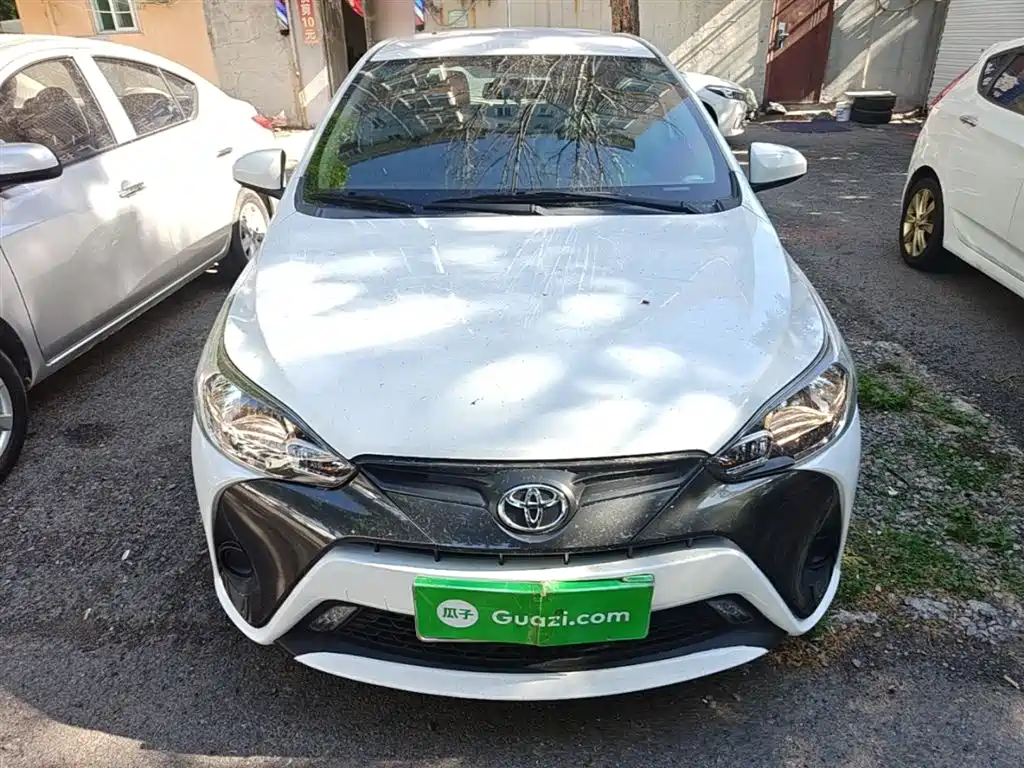 Toyota YARiS L Zhi Xuan 2016 Facelift 1.5E CVT Charming Edition фото 3