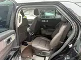 Фото 6 - Ford Explorer