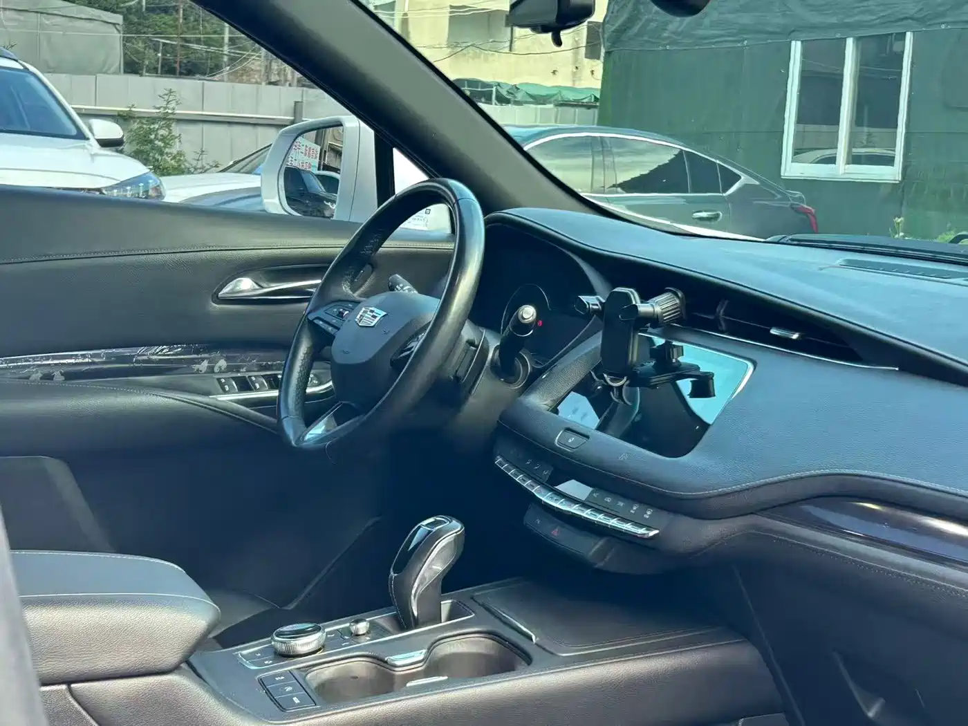 Cadillac XT4 2019 2018 Model 28T 2WD Technology