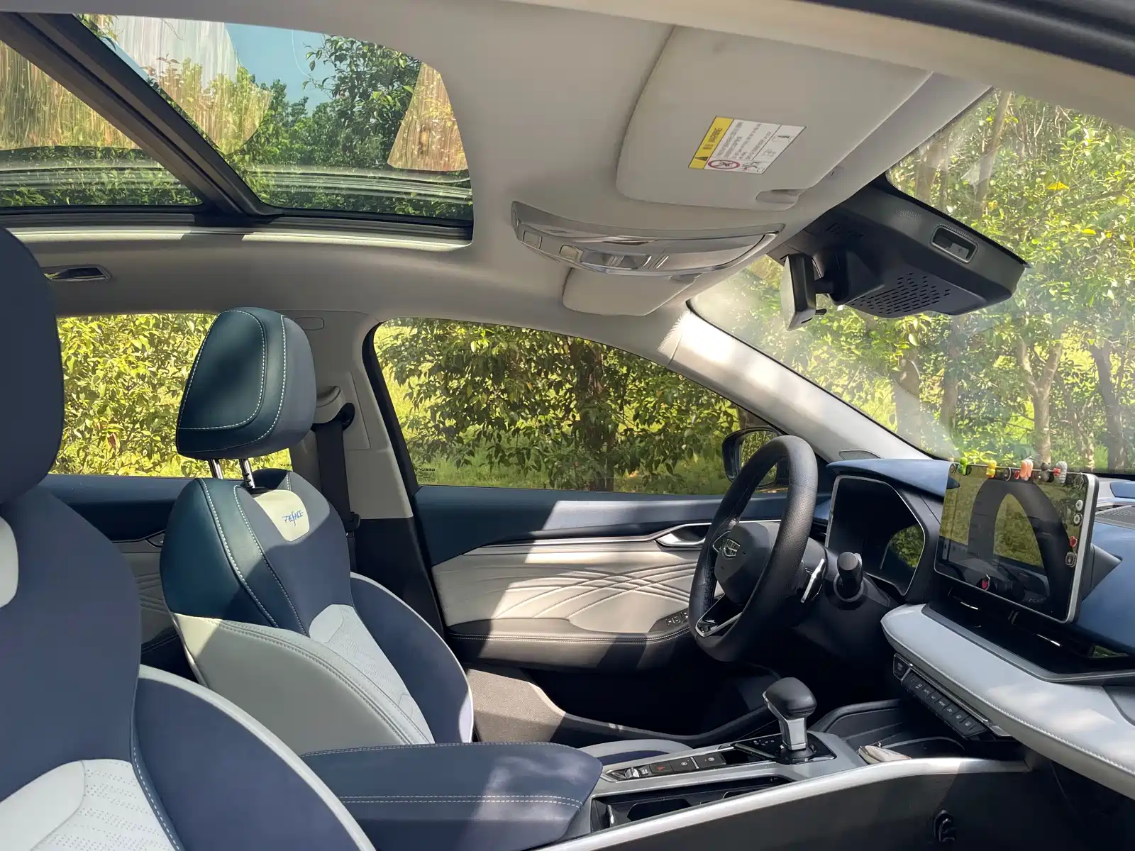 Фото 7 - Geely Preface