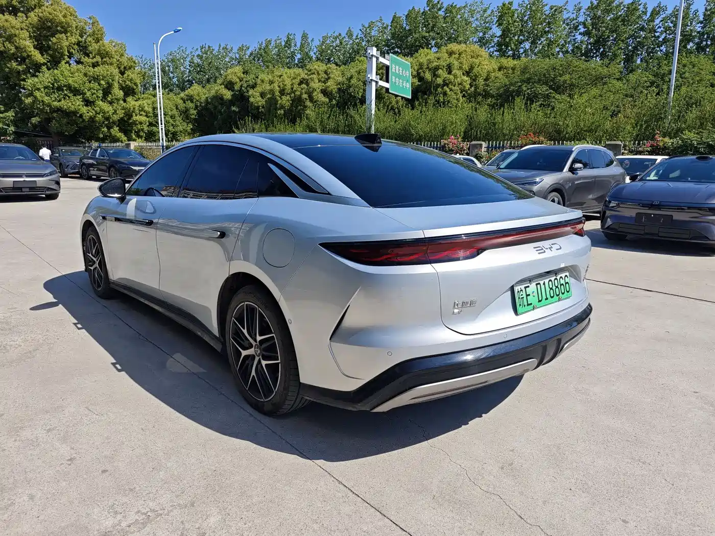 BYD Han L 2025 EV AWD LiDAR Flagship фото 6