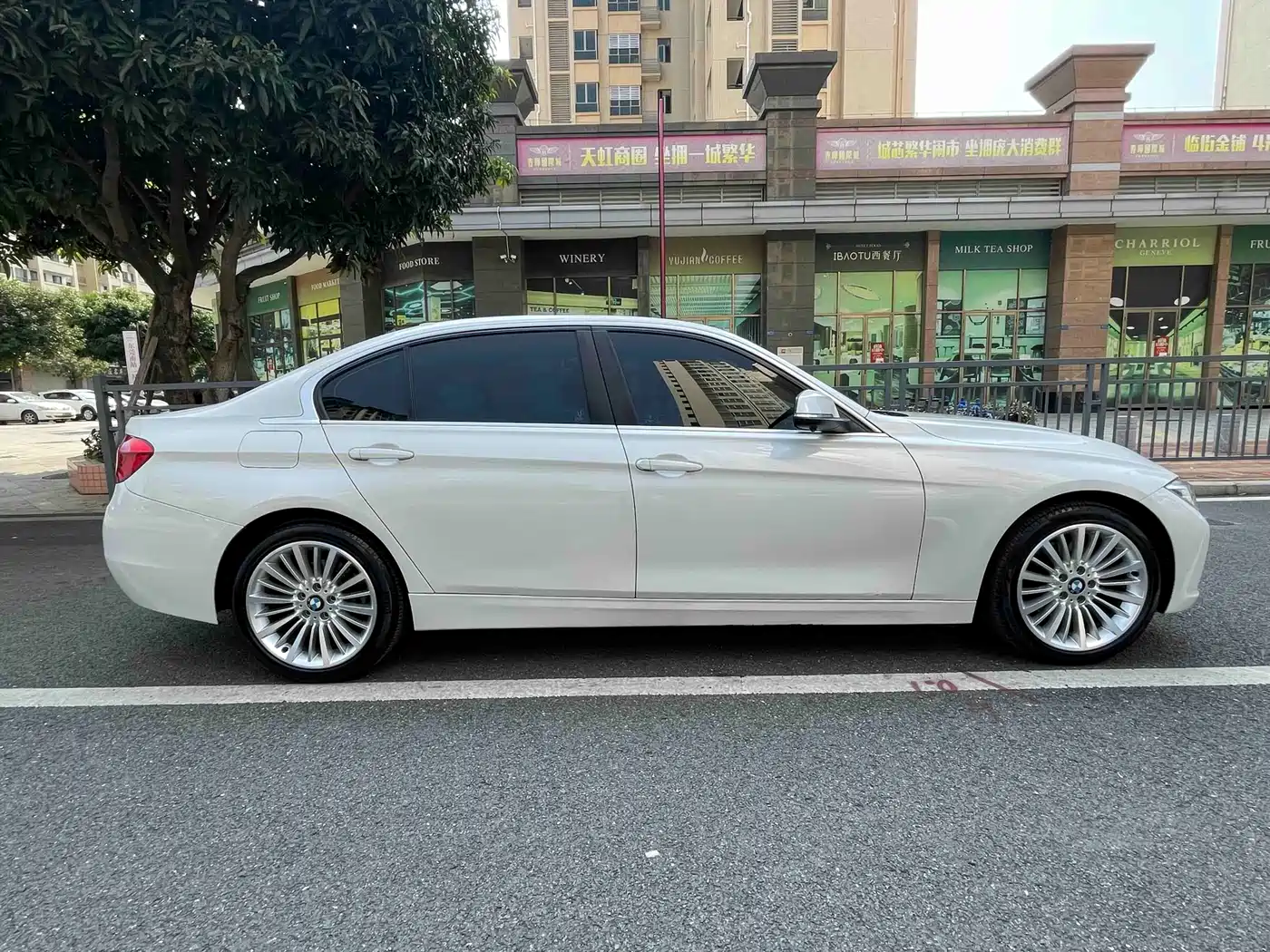 BMW 3 Series 2019 320Li Fashion Type фото 8