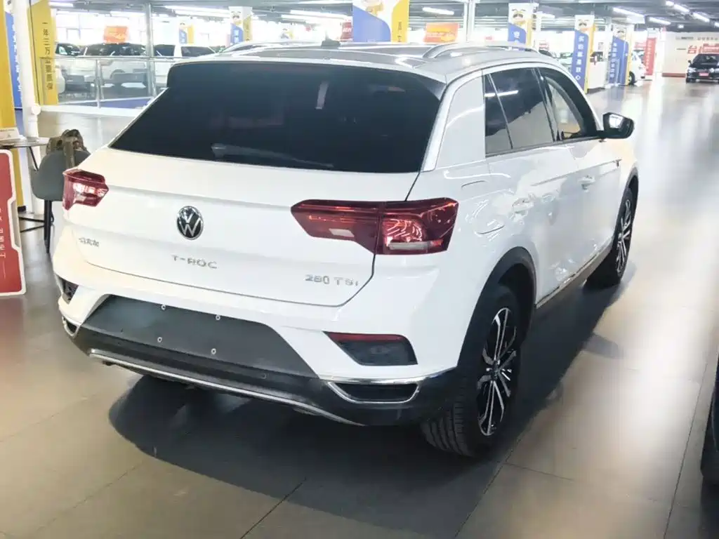 VOLKSWAGEN T-ROC EXPLORING SONGS