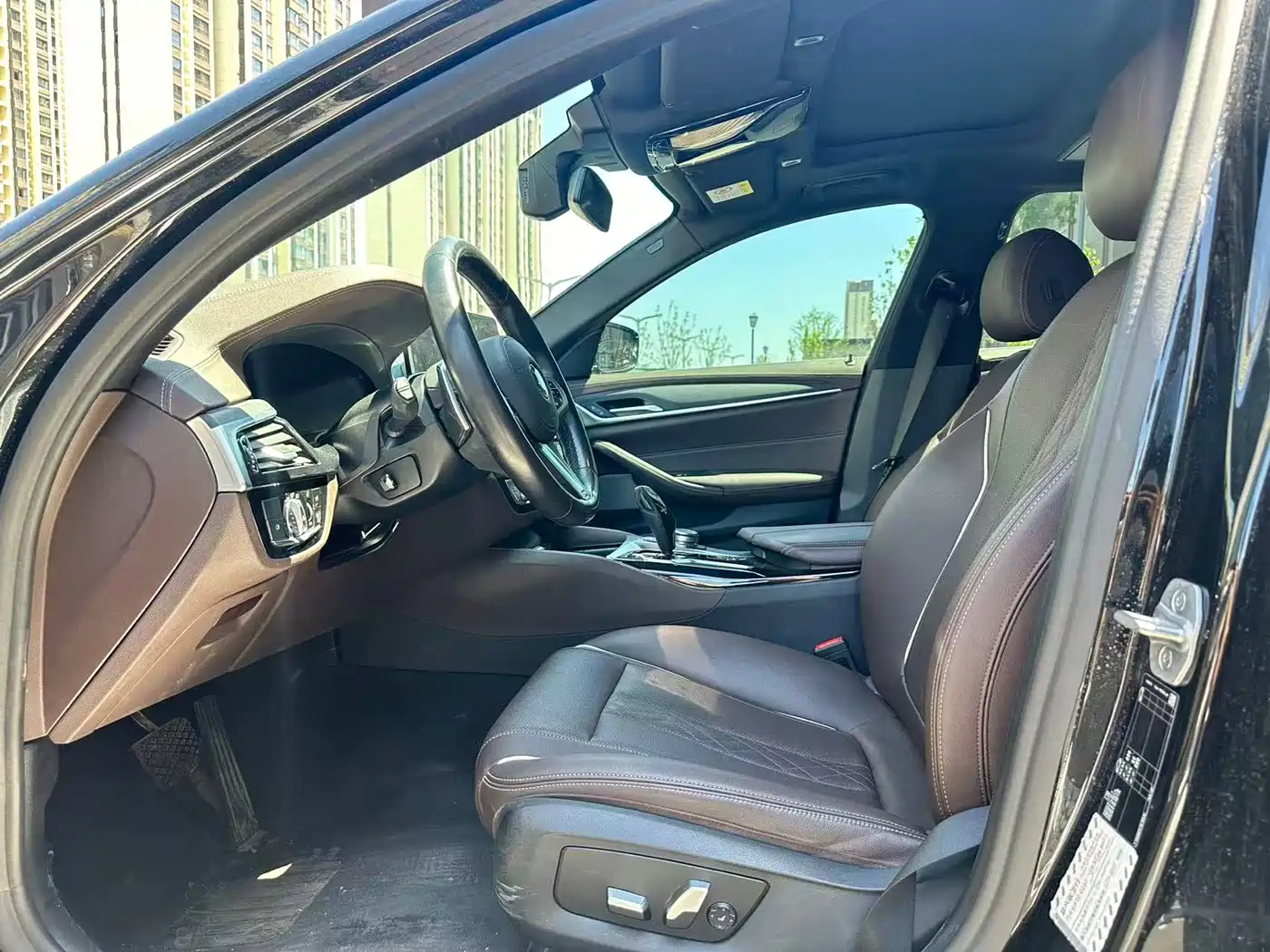BMW 5-SERIES