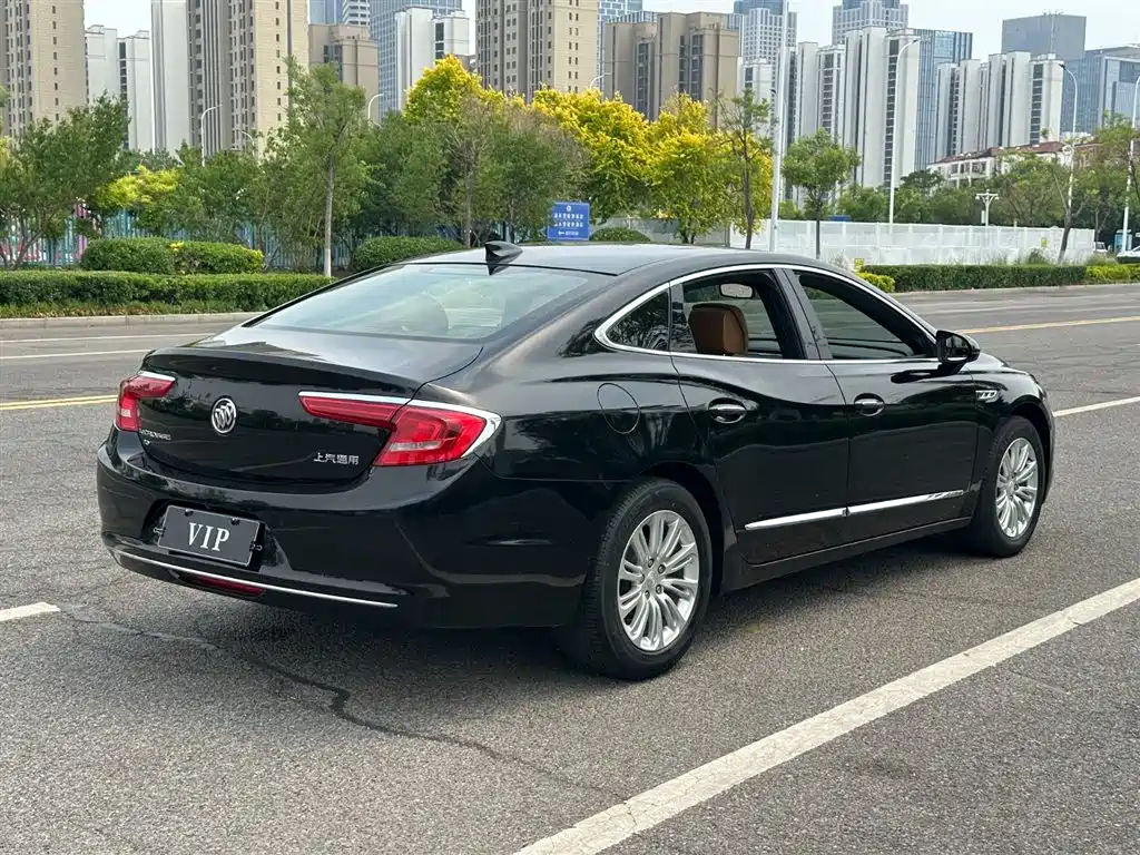Buick LaCrosse 2018 Model 20T Luxury Edition фото 6