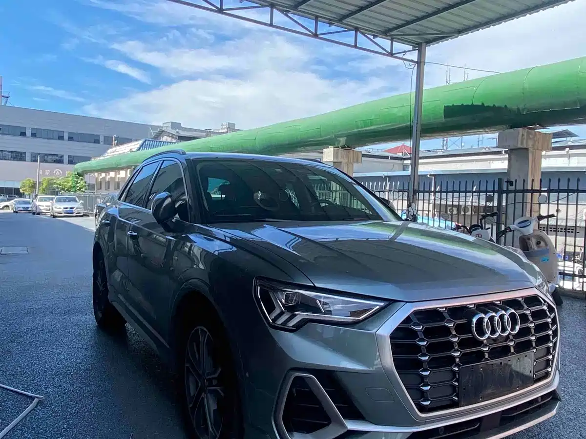 Фото 3 - Audi Q3