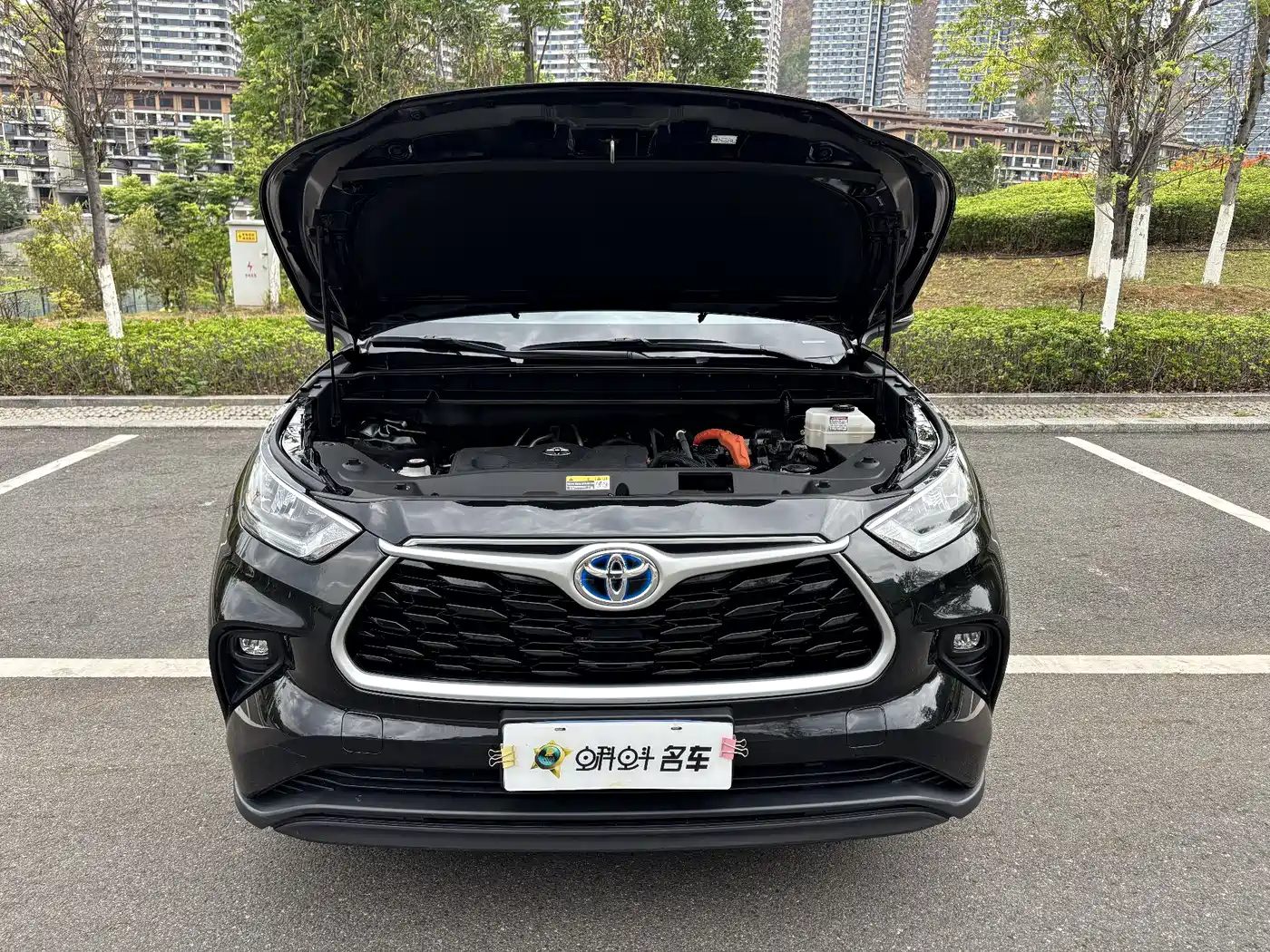 TOYOTA HIGHLANDER