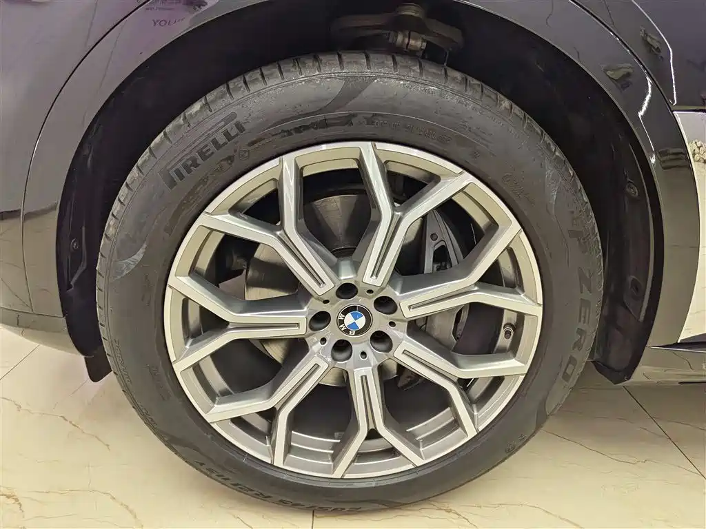 BMW X7 2023 xDrive40i Leading Luxury Package фото 8