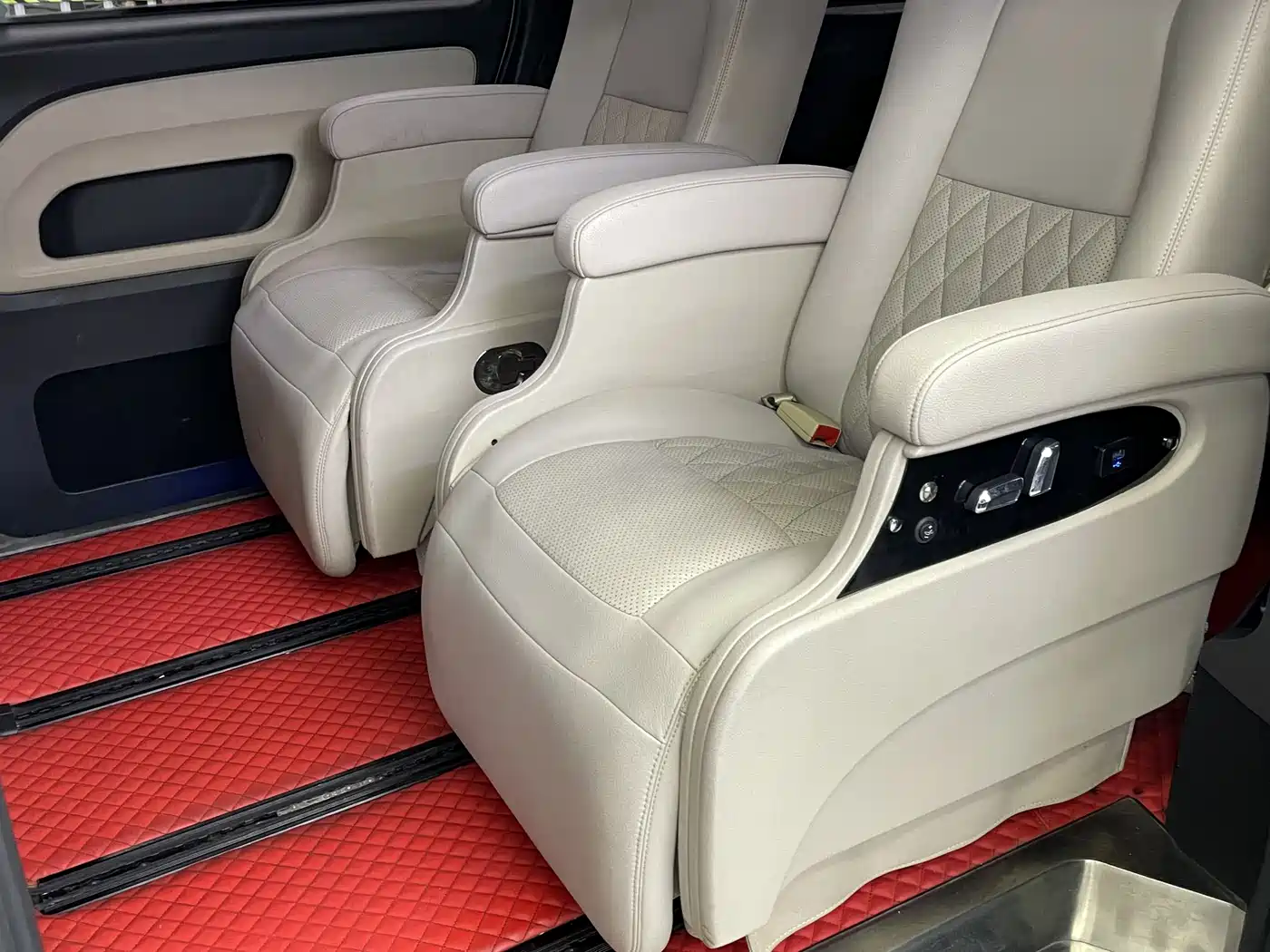 Mercedes-Benz Vito 2016 2.0T Business Edition фото 10