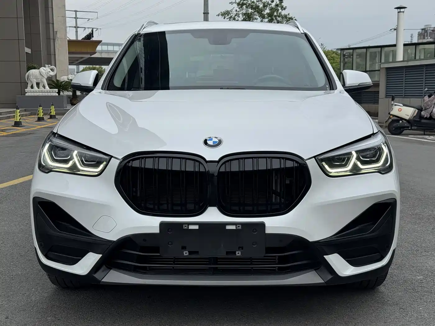 BMW X1 2022 sDrive25Li Leading