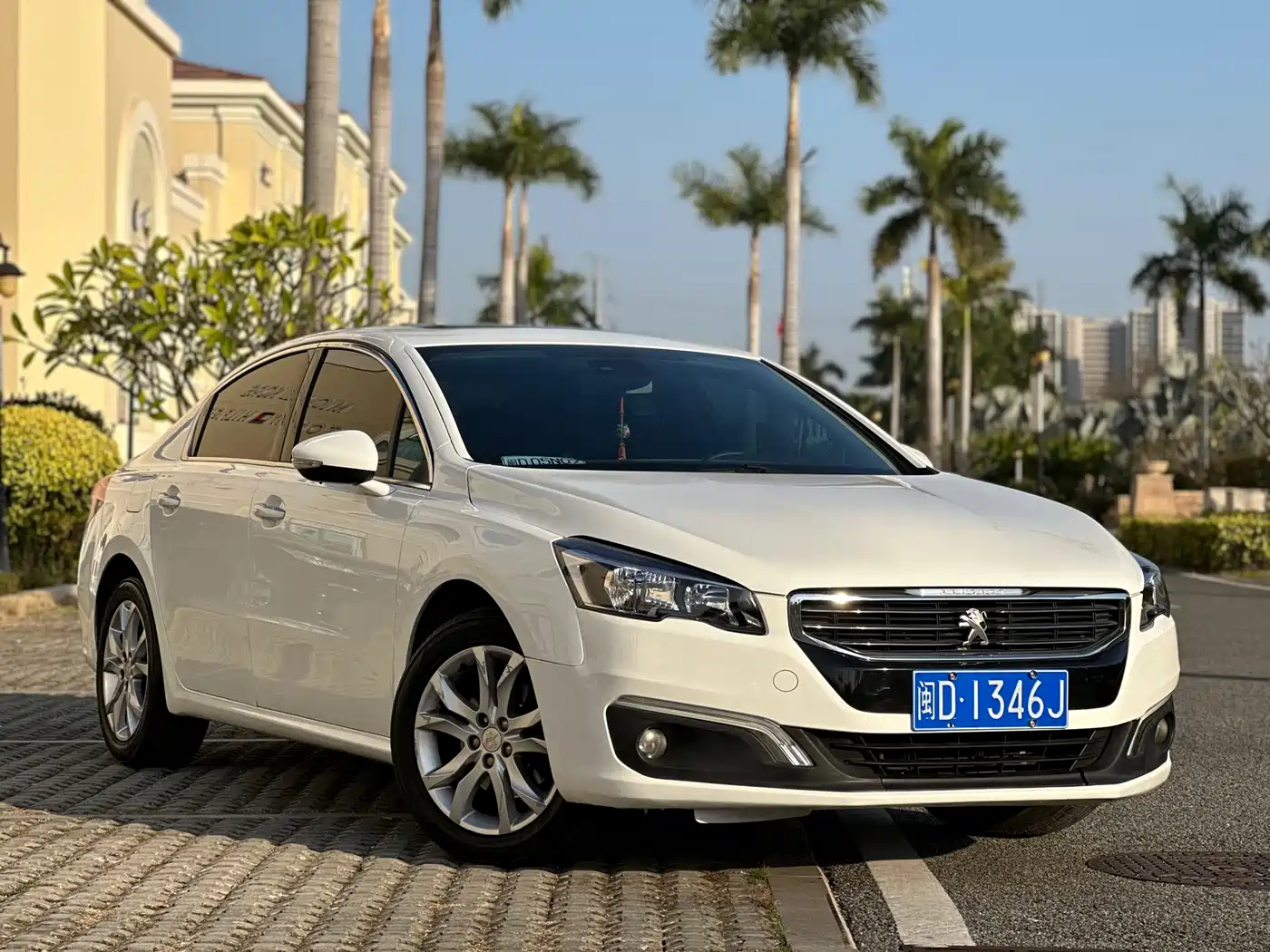Peugeot 508 2015 1.6THP Auto Excellence Edition фото 6