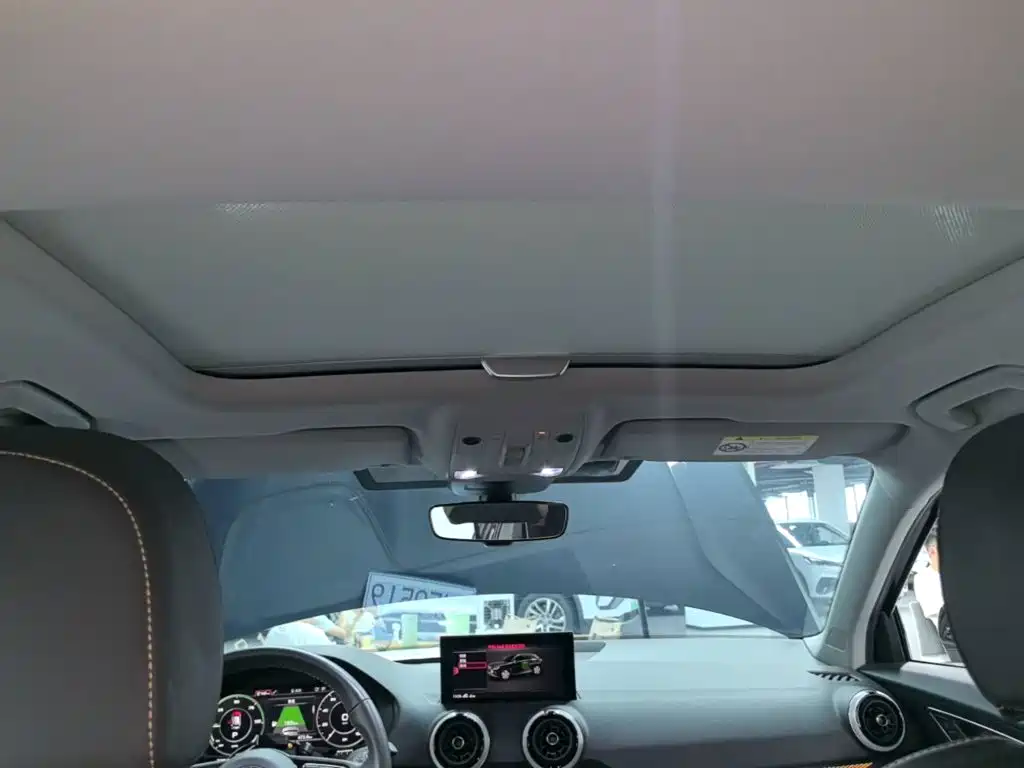Audi Q2L e-tron 2022 2022 Q2L e-tron Pure Electric Intelligent