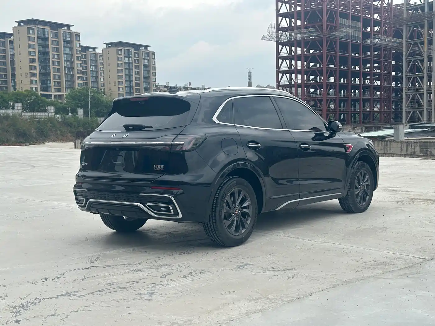 Photo 13 - Hongqi HS5