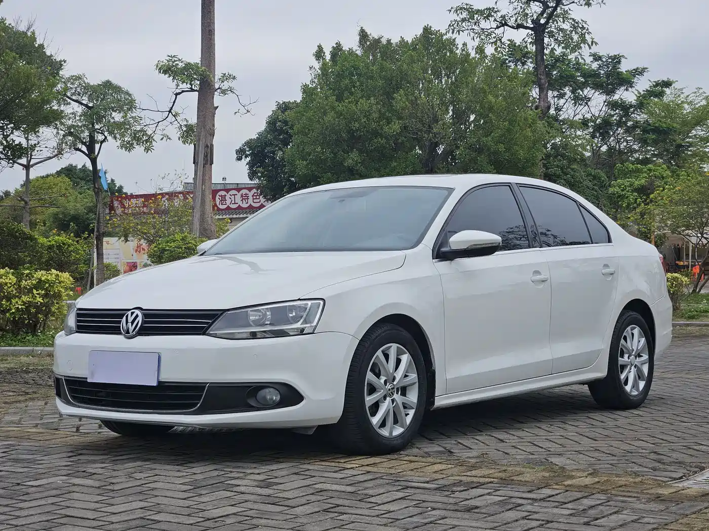 Volkswagen Sagitar 2012 1.4TSI Automatic Luxury