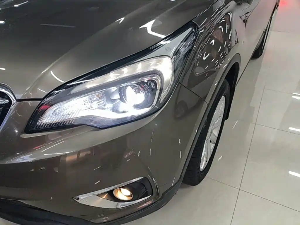 Фото 24 - Buick Envision Plus