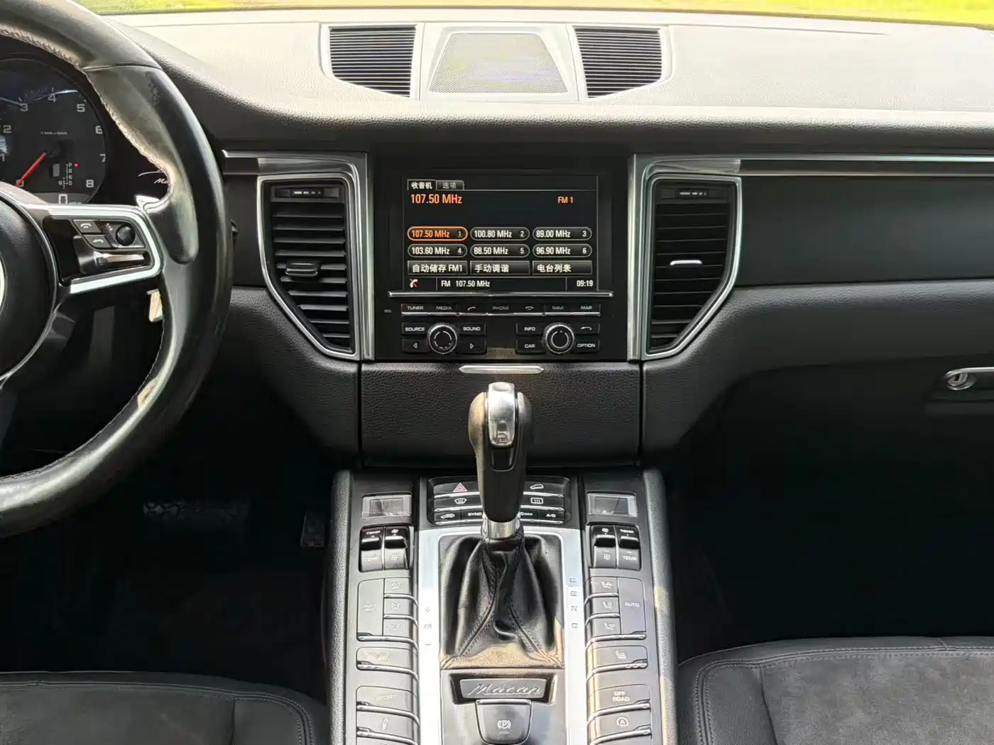 Porsche Macan 2014 Macan 2.0T фото 10