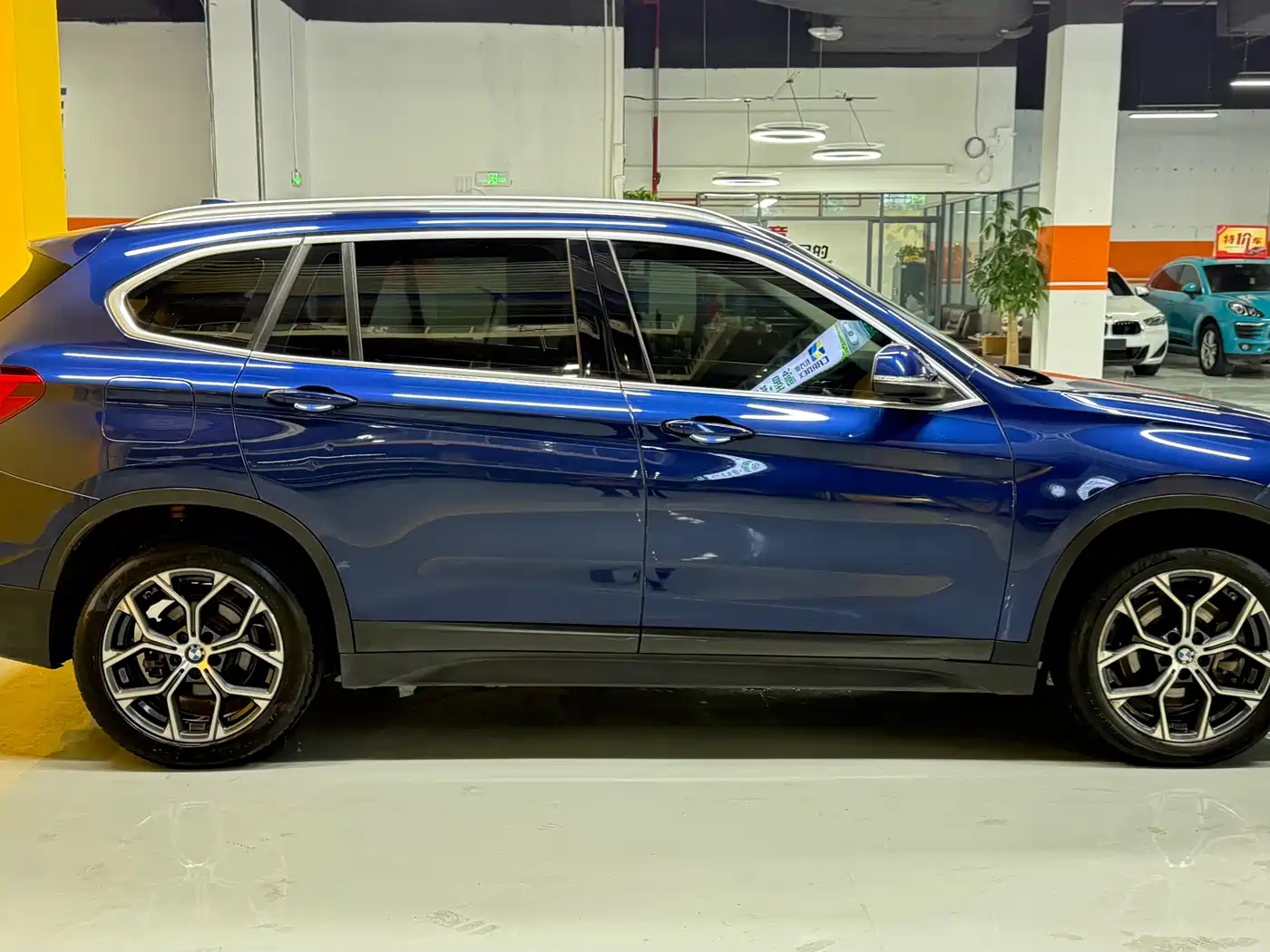 BMW X1 2020 sDrive25Li Leading Model фото 4