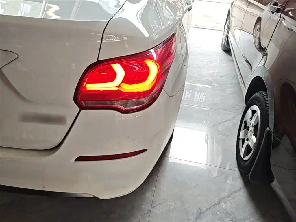 Chevrolet Cavalier 2019 320 Auto Sunroof Enjoyment Edition фото 8
