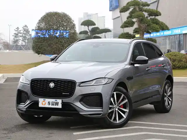 Jaguar F-PACE 2024 P250 R-Dynamic SE