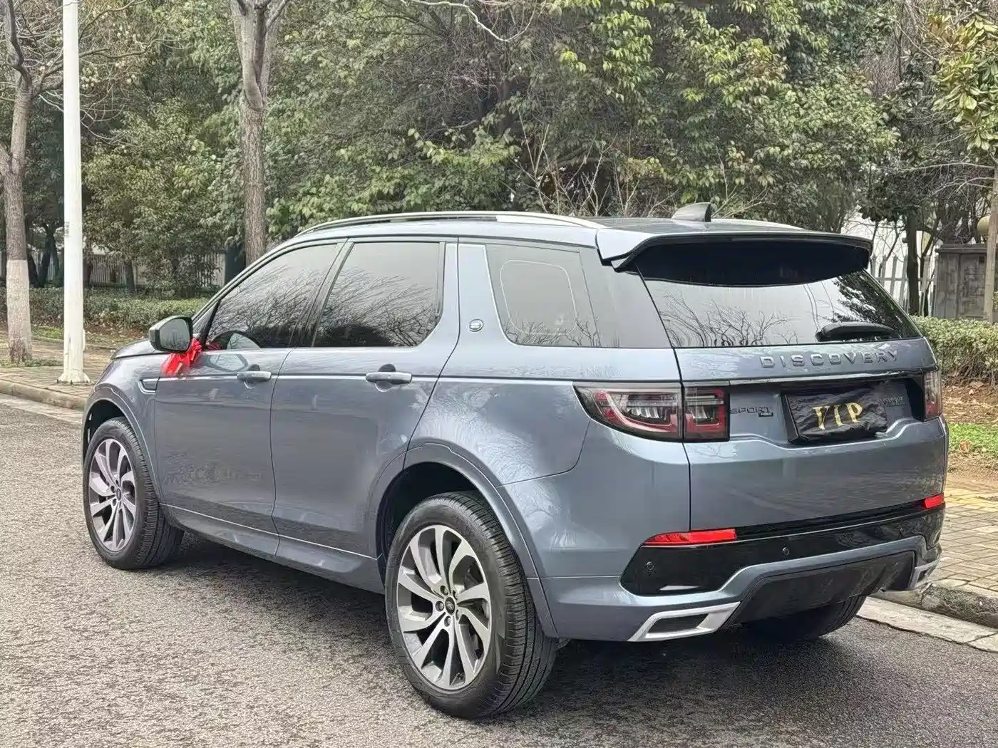 Land Rover Discovery Sport 2022 Model 249PS R-Dynamic S Performance Edition 5-Seater фото 6