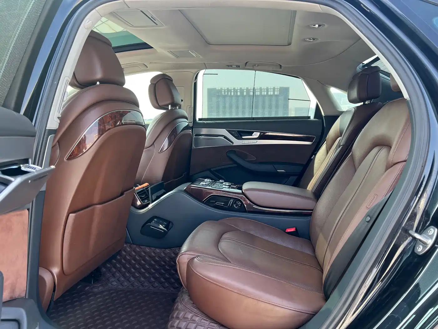 Audi A8 2013 A8L 45 TFSI quattro Luxury фото 9