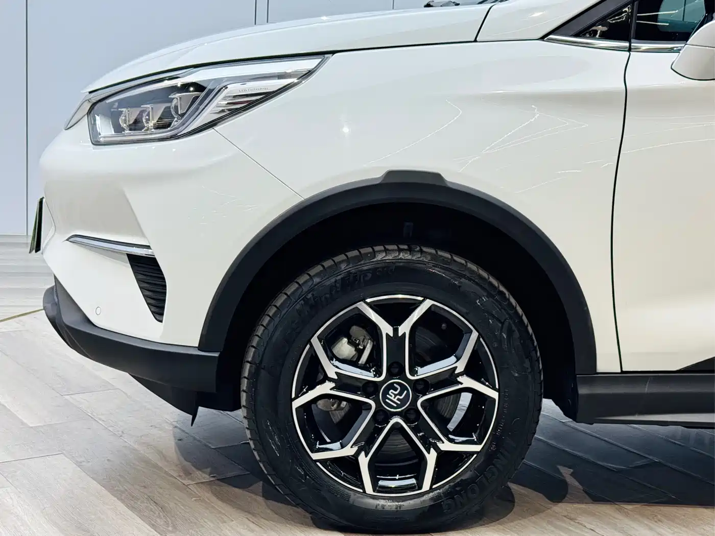 BYD Yuan Pro 2023 401KM Premium фото 23