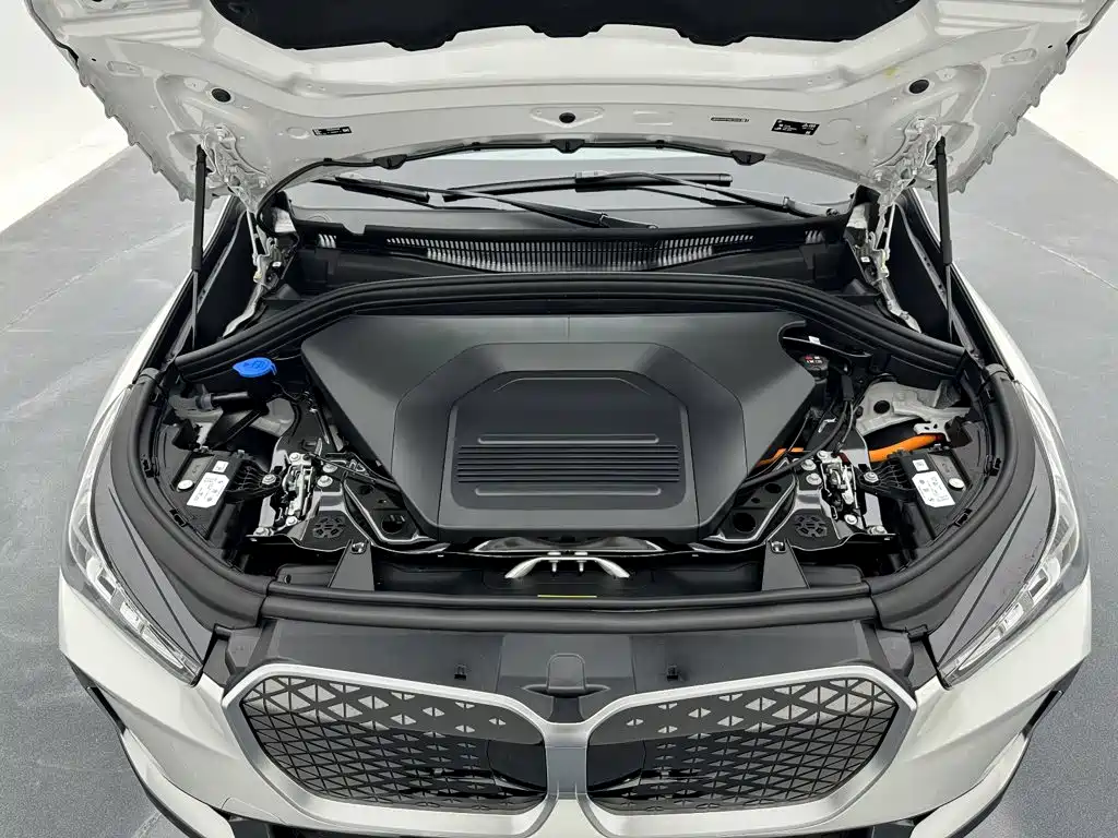 BMW iX1 2026 2026 eDrive25L X Design Package