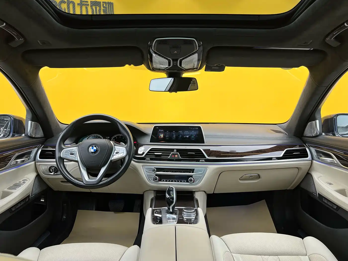 BMW 7 Series 2016 740Li Premium фото 18