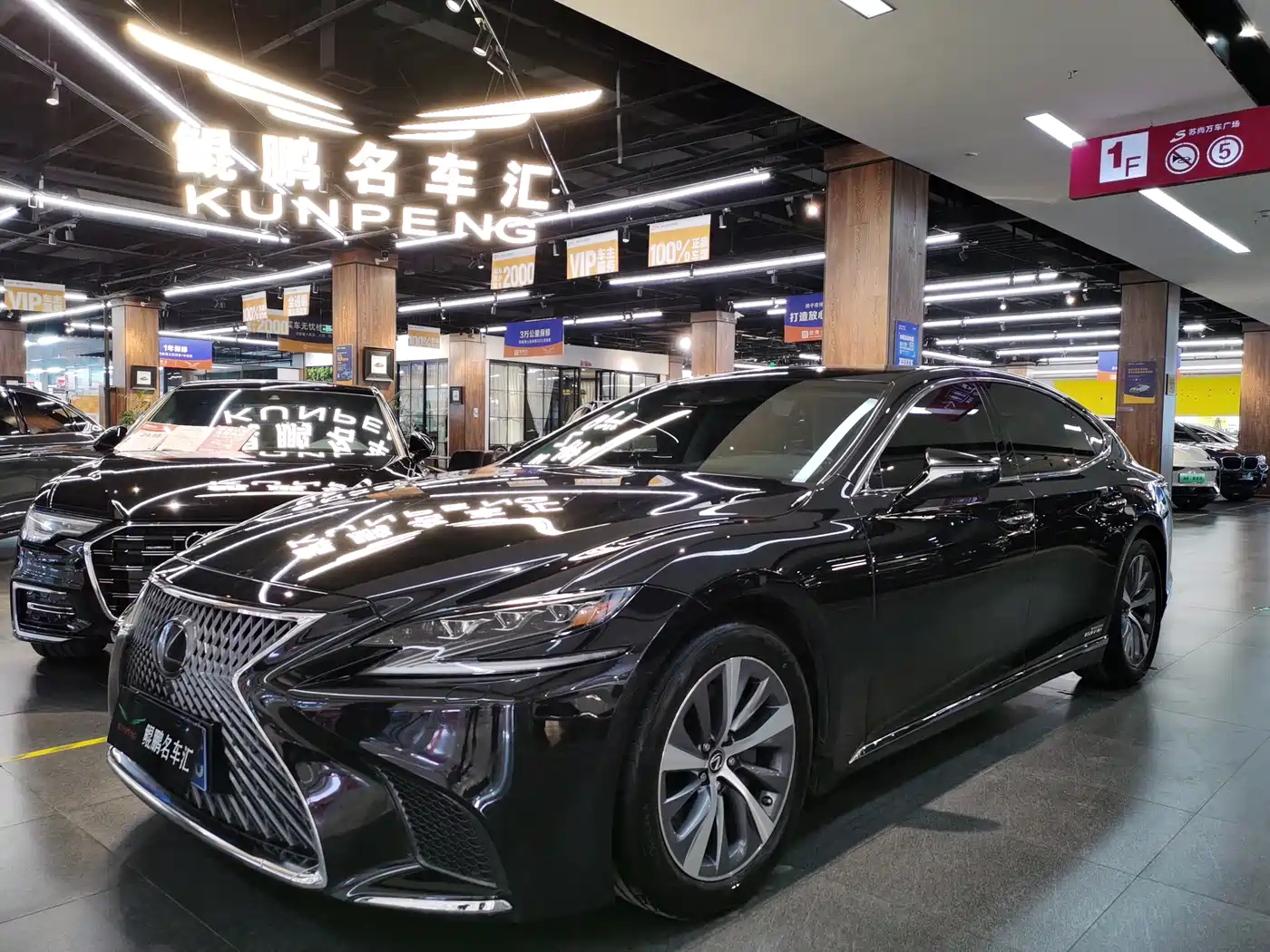 Lexus LS 2020 500h Excellence (China V)