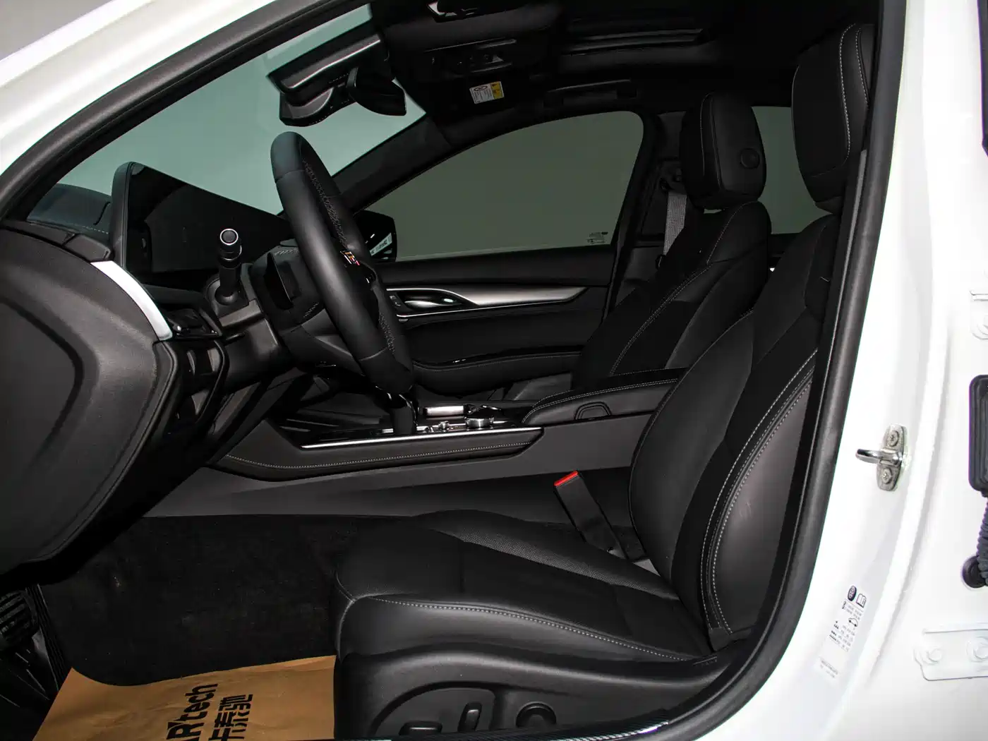 Cadillac CT5 2024 28T Luxury Model Pro фото 22