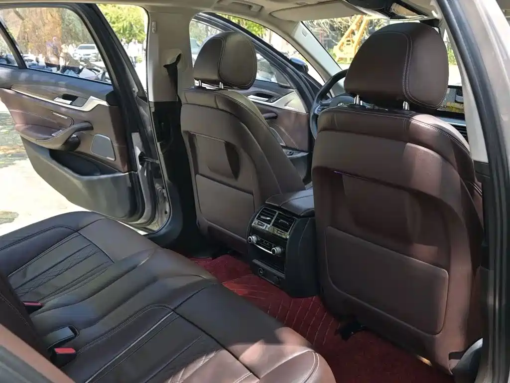 BMW 5 Series 2018 530Li Exclusive Luxury Package фото 12