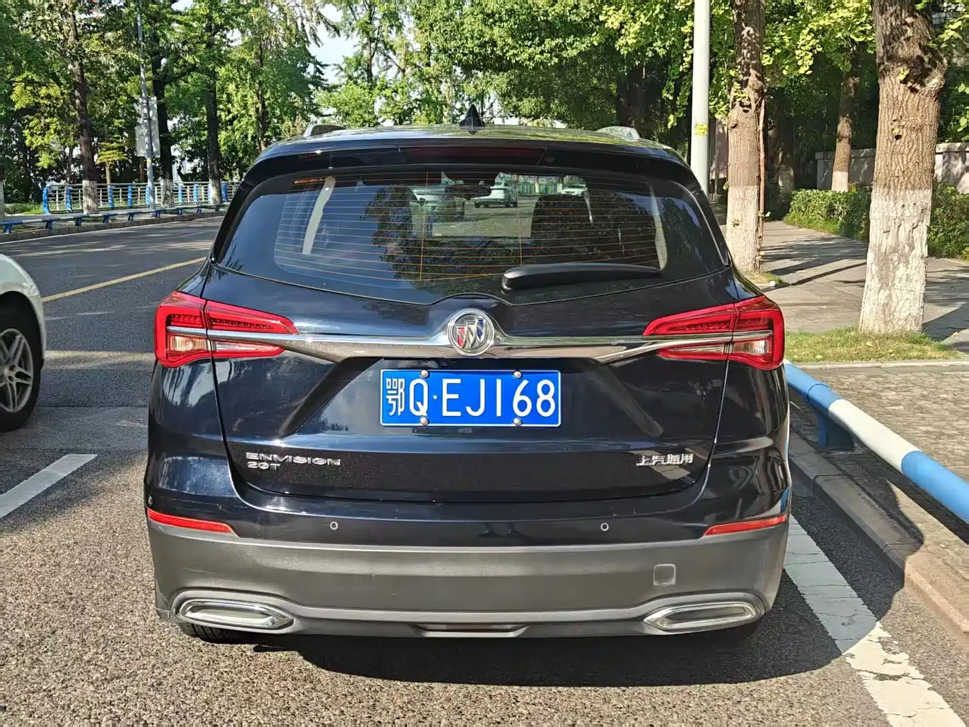 Фото 8 - Buick Envision Plus
