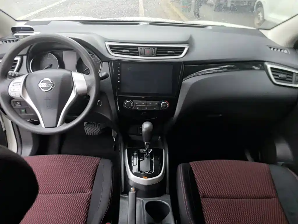 Фото 10 - Nissan Qashqai