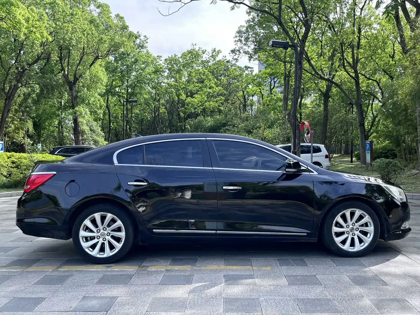 Buick LaCrosse 2013 2.0T SIDI Intelligent Flagship фото 6
