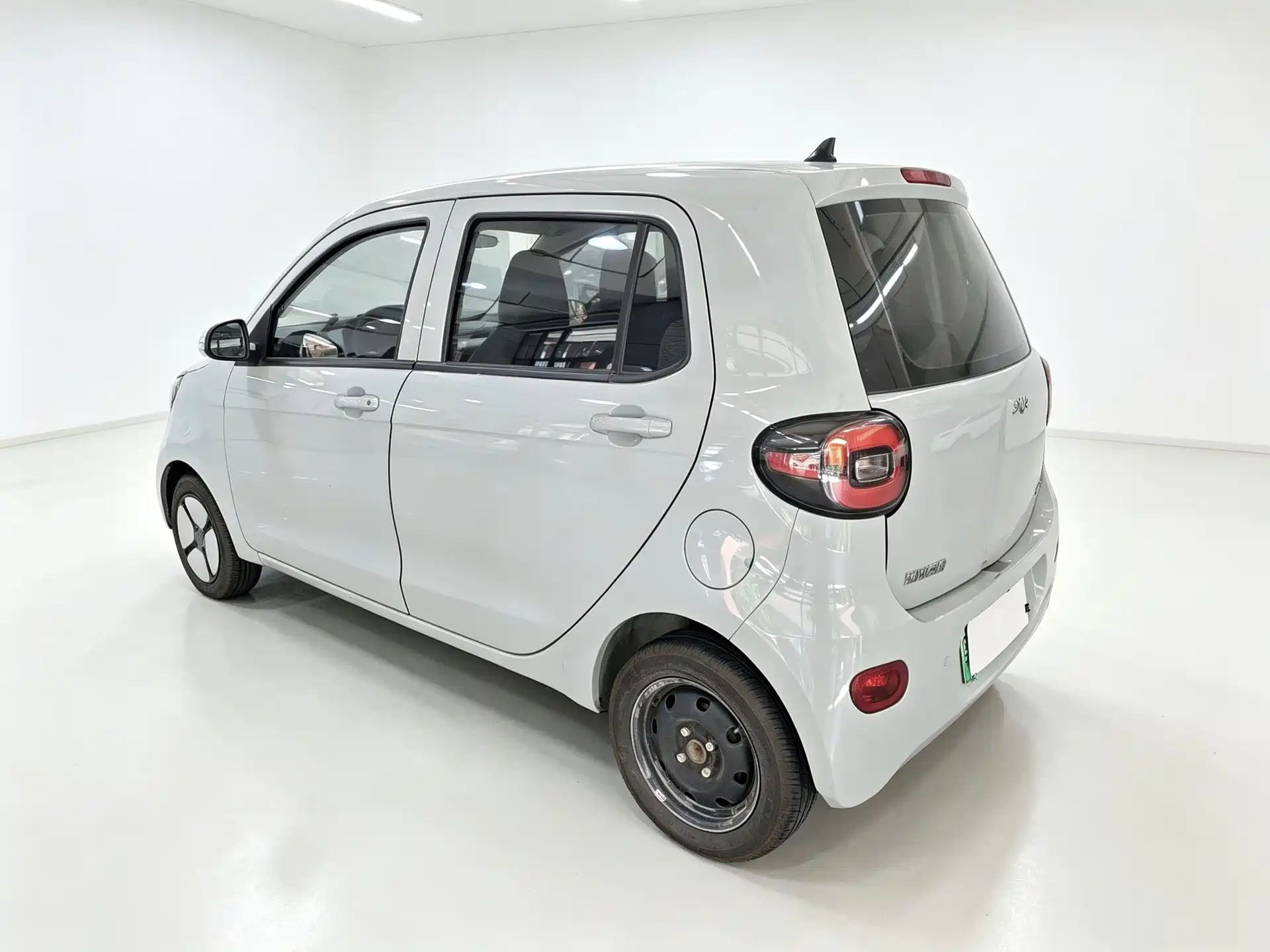 Фото 9 - Xiaohu EV