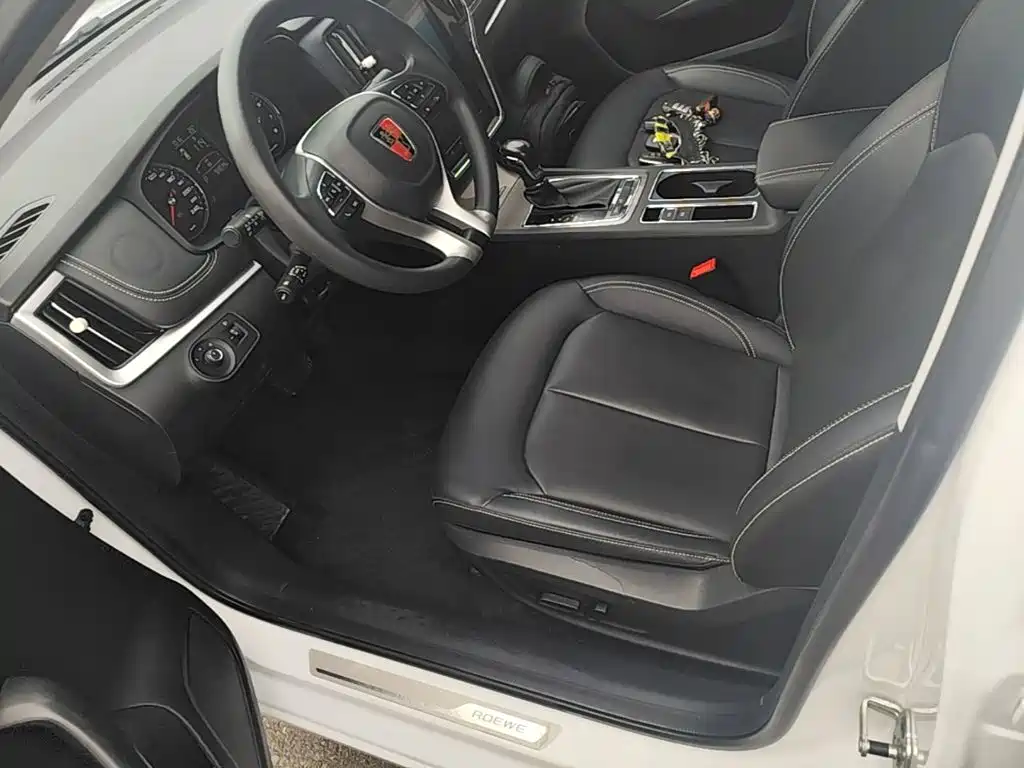 Roewe i6 2022 2020 PLUS 1.6L CVT 4G Connected Glory Flagship Edition