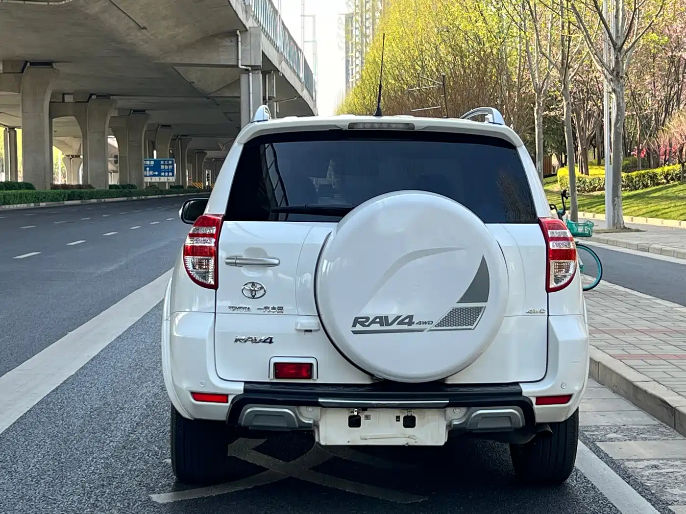 Toyota RAV4 Rongfang 2012 Styling Edition 2.4L Automatic 4WD Luxury фото 5